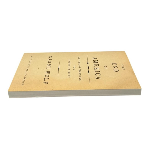 The End Of America Naomi Wolf Paperback Political Nonfiction Citizen Action - Picture 5 of 9